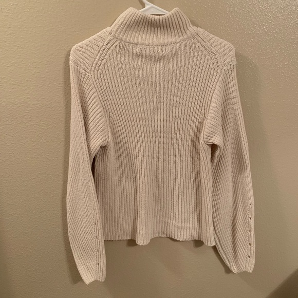 White Turtleneck Sweater : Small - Picture 2 of 2